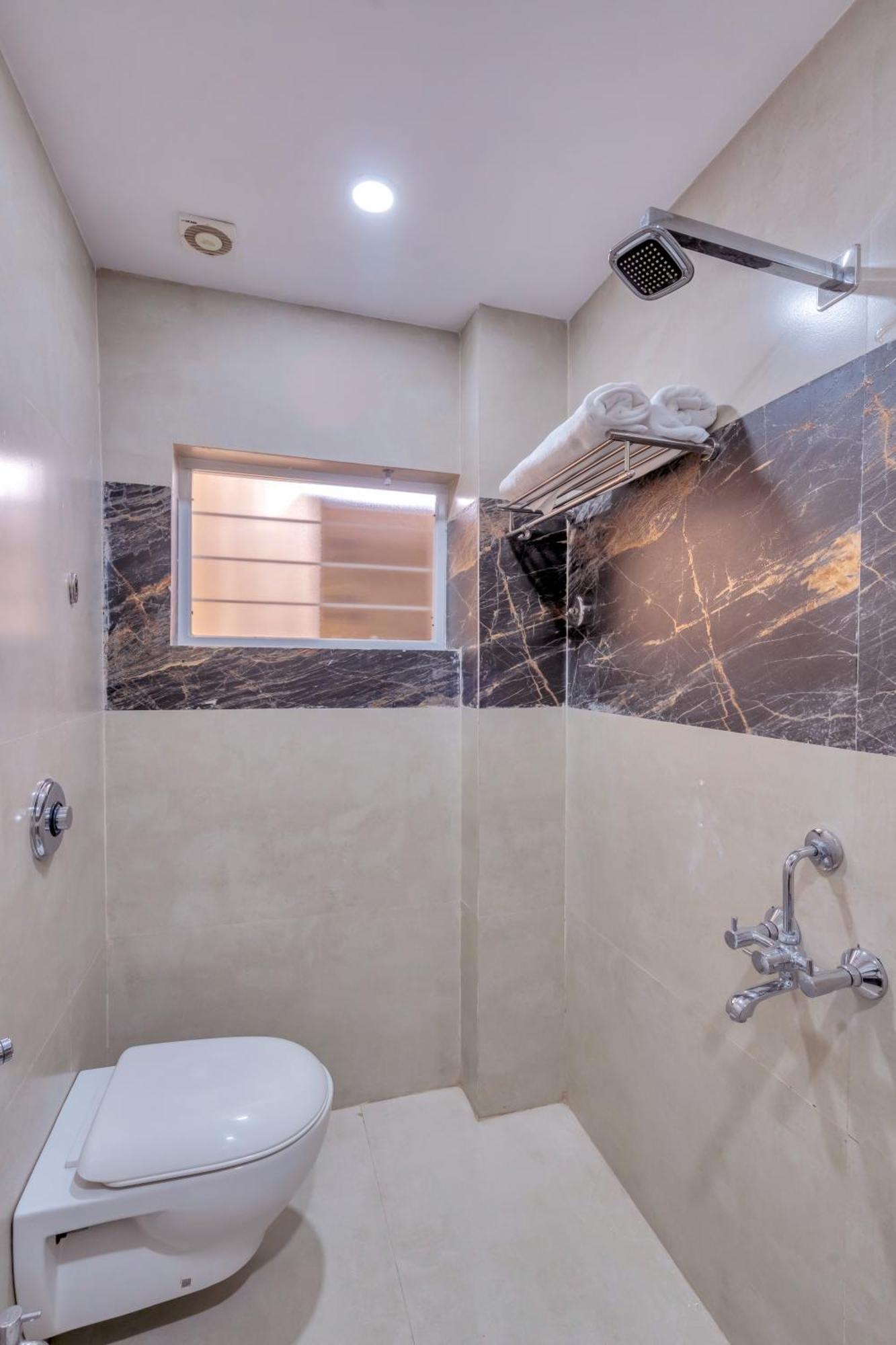 Myspace Hotel Shree Vaibhav Nagpur Exterior photo
